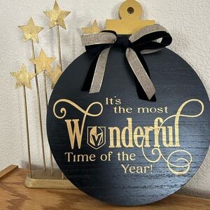 Vegas Golden Knights Black and Gold Holiday Wall Decor black velvet ribbon